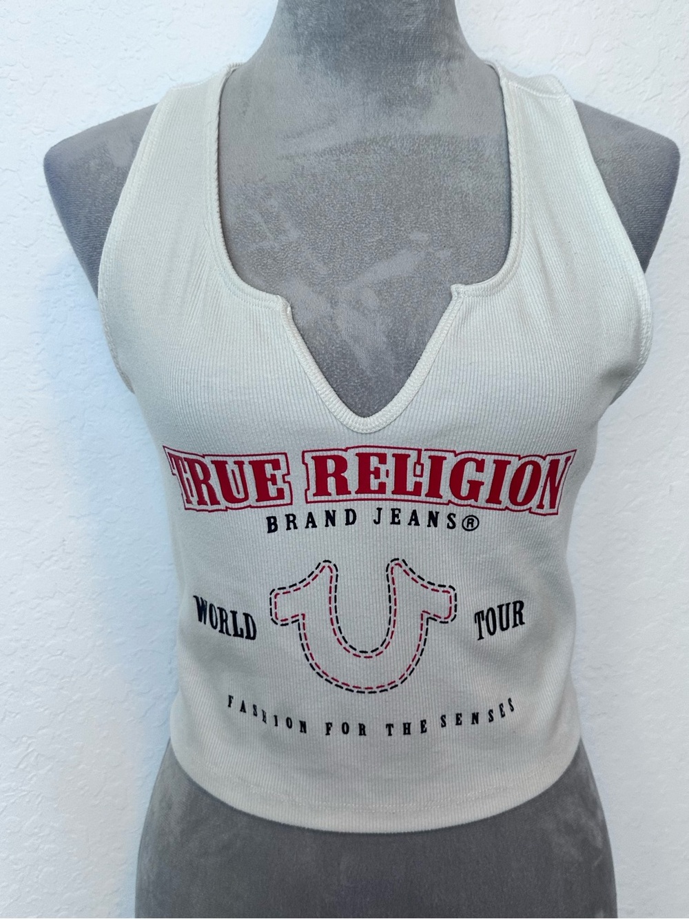 True Religion World Tour Ribbed Crop Tank Top White Logo Graphic Women’s Large